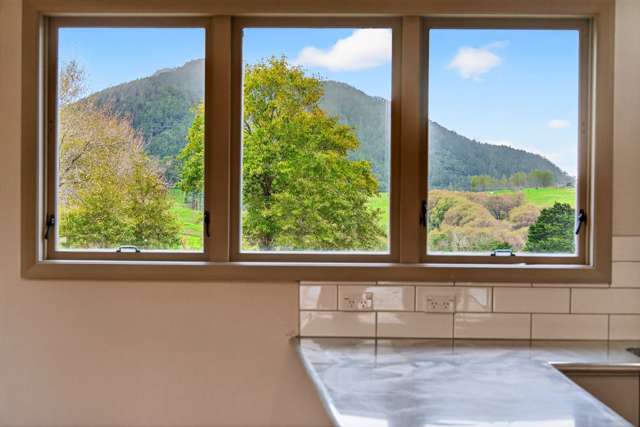 109 Mountain Road Maungaturoto_4