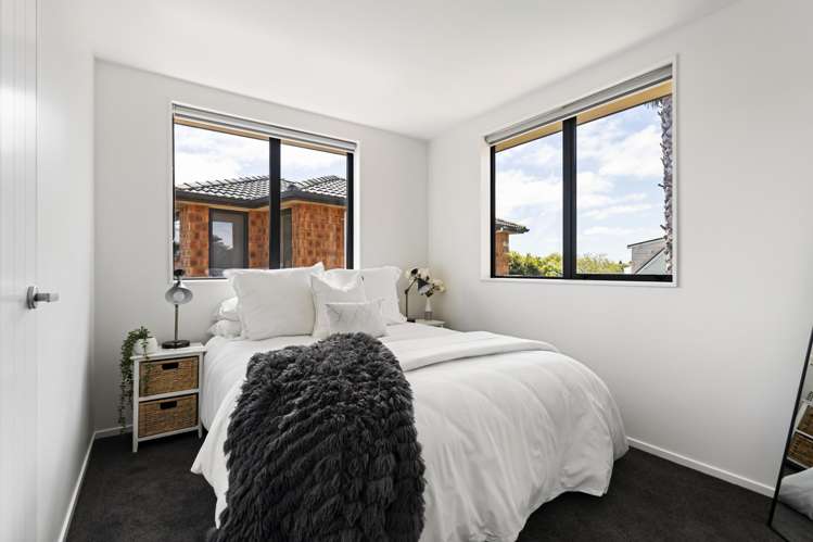 2/3a Curzon Street Onehunga_18