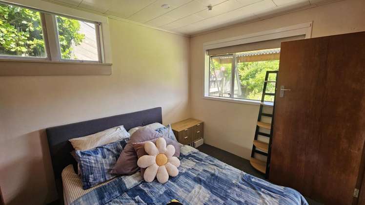 2 Battiscombe Terrace Waitara_5