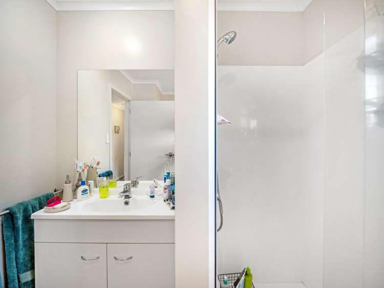 10E Yorkshire Road Silverdale_21