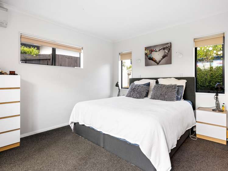 15 Riddington Rise Ohauiti_16