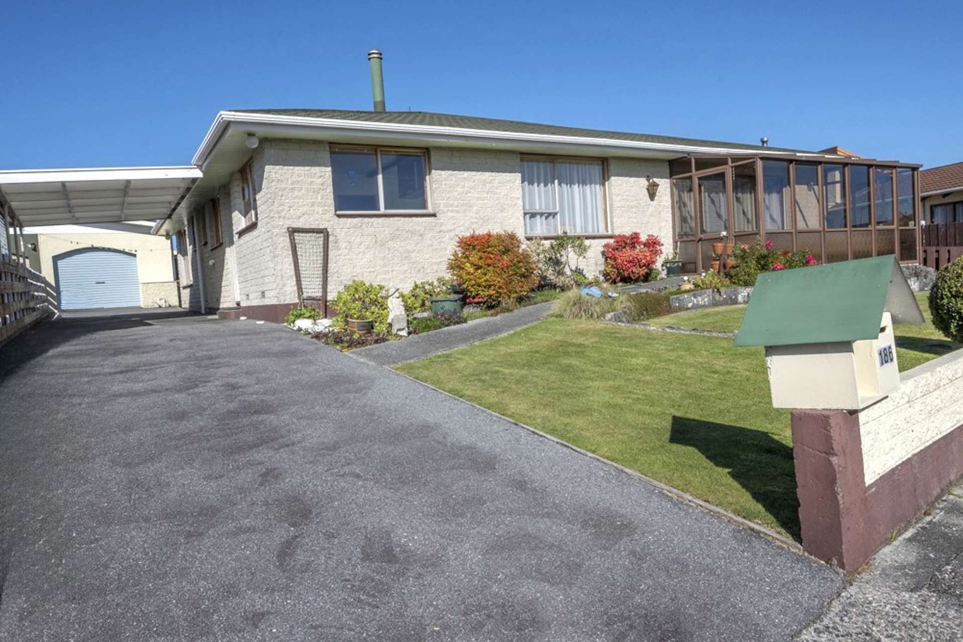 186 Rolleston Street Hokitika_0