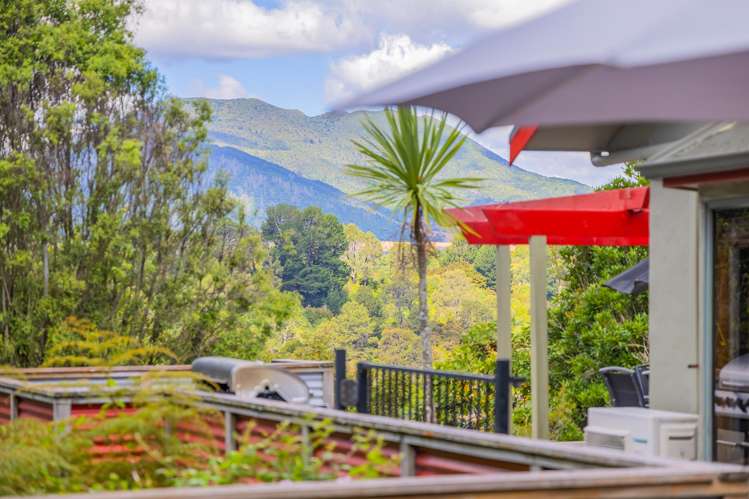 2 Larchwood Grove Rangatira Park_27