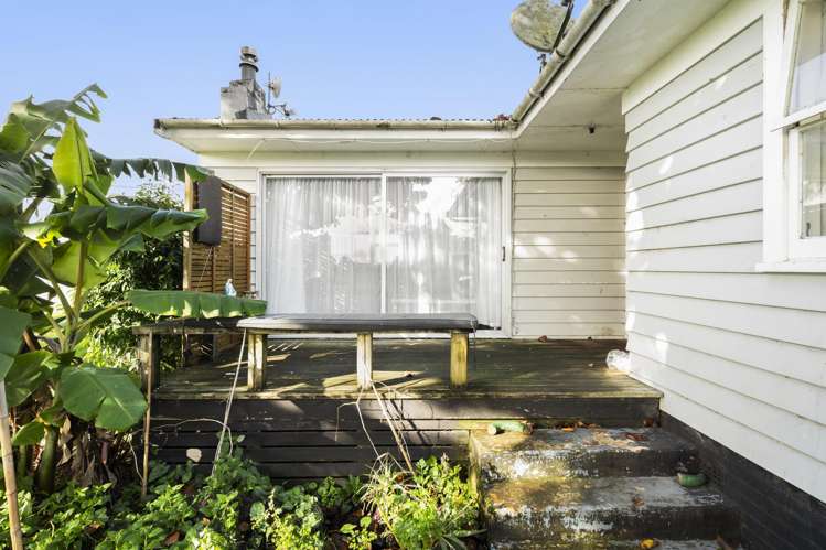 1179 East Coast Road Whakatiwai_12
