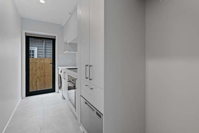 7/69 Albert Street 1074_3