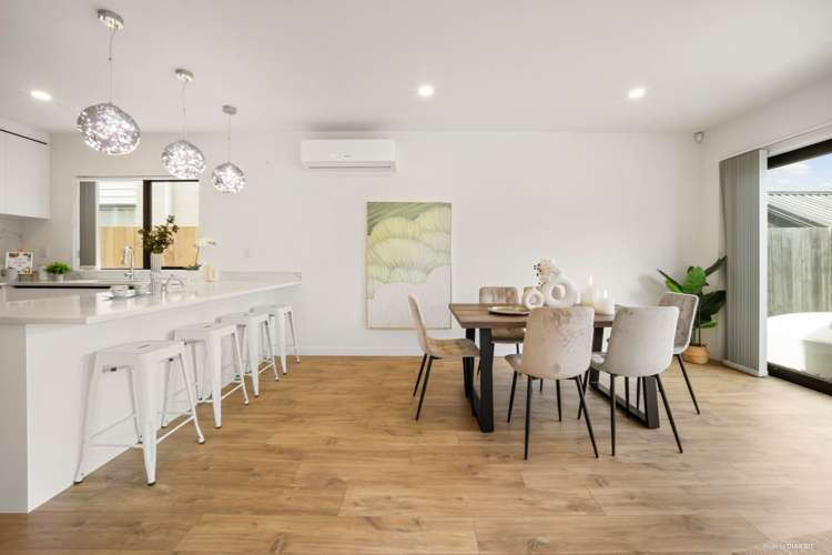 12 Kaimai Avenue Massey_5