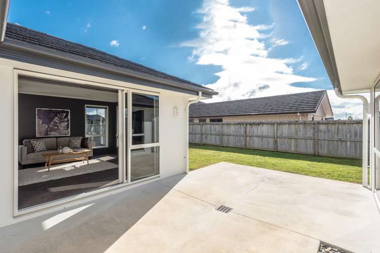 137 Saint James Drive Huntington_13