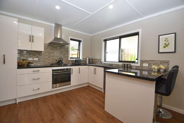 51 Hilton Road Carterton_2