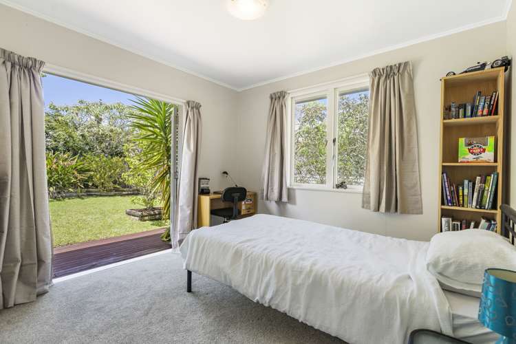 8 Webb Place Forrest Hill_13