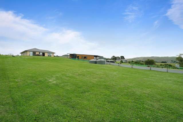 10 Waihinahina Way Mahia_2