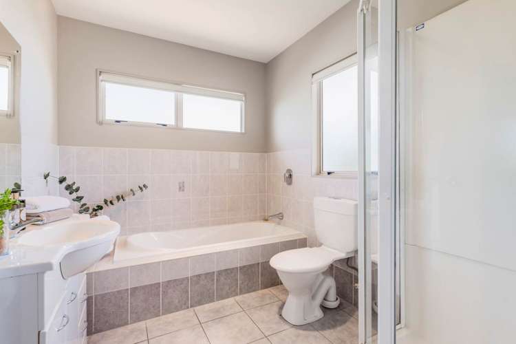 22 Fearnley Grove Albany_16