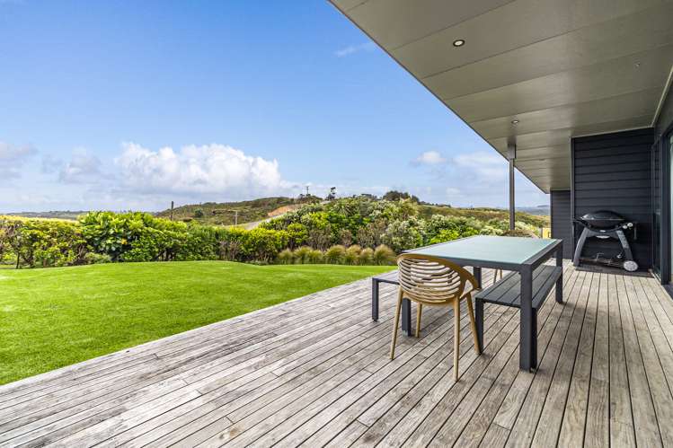 187 Constable Road Muriwai_12