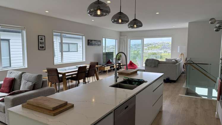 144 Arran Point Parade Orewa_19
