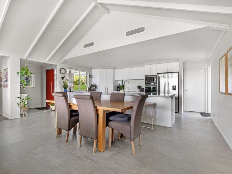 18 Kaipara Lake Road South Head_6