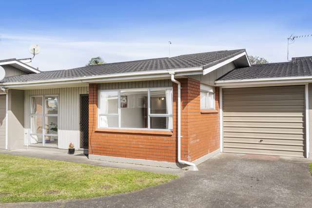 7 McKenzie Road Mangere Bridge_2