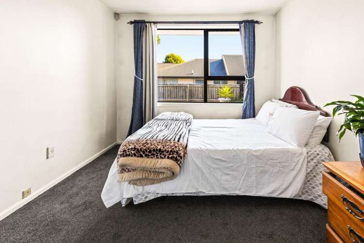 2/628 Cashel Street Linwood_6