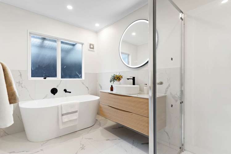 2/20 Hogans Road Glenfield_10