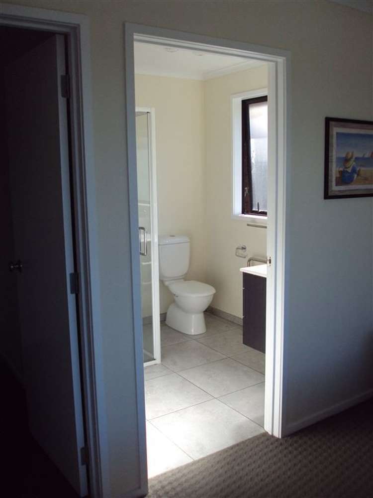 7 Paine Brown Way Russell_15