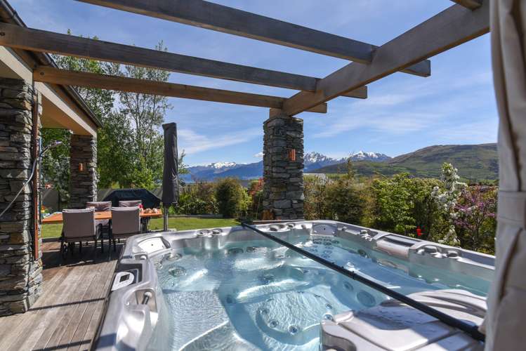 6 Bretby Court Jacks Point_5