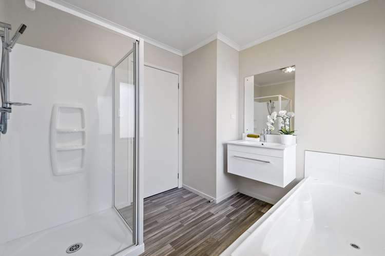 41 Maclaren Road Wigram_13