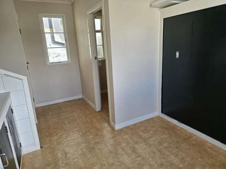 210 King Street Pukekohe_12