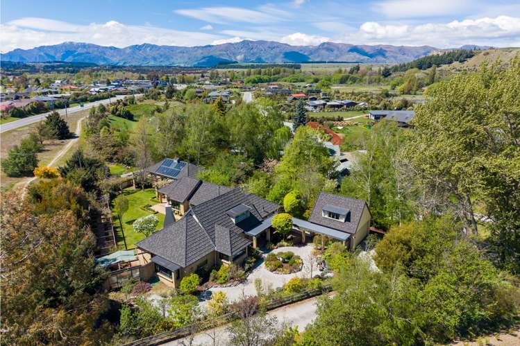 146 Lake Hawea - Albert Town Road Albert Town_34