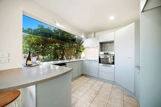 2/172 Chivalry Road Glenfield_2