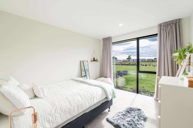 111 Blairlogie Close Otatara_18