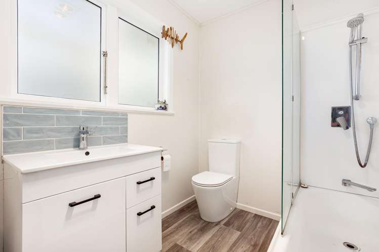 48 Homewood Crescent Karori_14