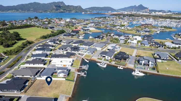 63 Stace Hopper Drive One Tree Point_5