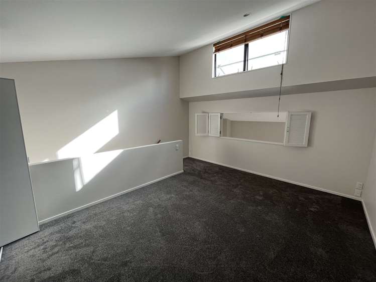 22/22a Willcott Street Mount Albert_8