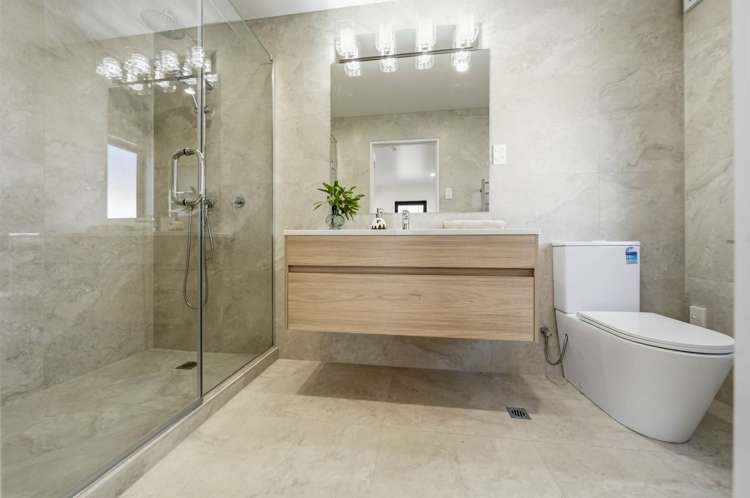 37 & 37A Glennandrew Drive Half Moon Bay_6
