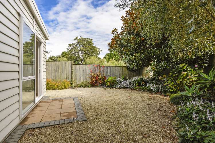 703d New North Road Mount Albert_16