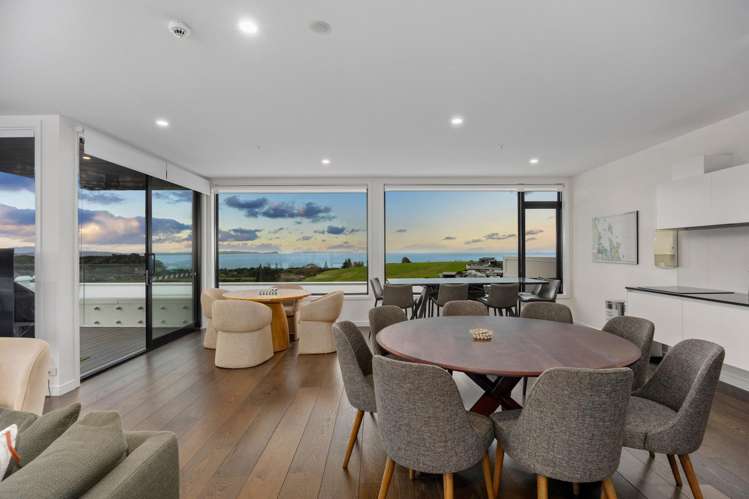 (410)202/3 Cavalli Road Long Bay_22