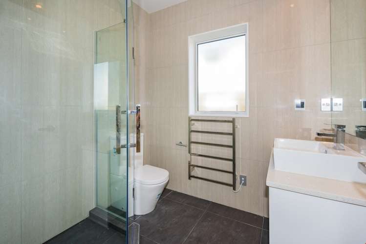 4 Ascension Crescent Orewa_18