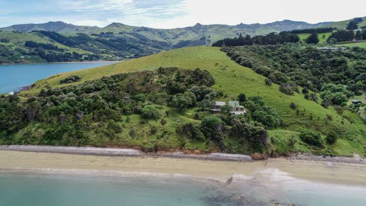 6528 Christchurch Akaroa Road Takamatua_12