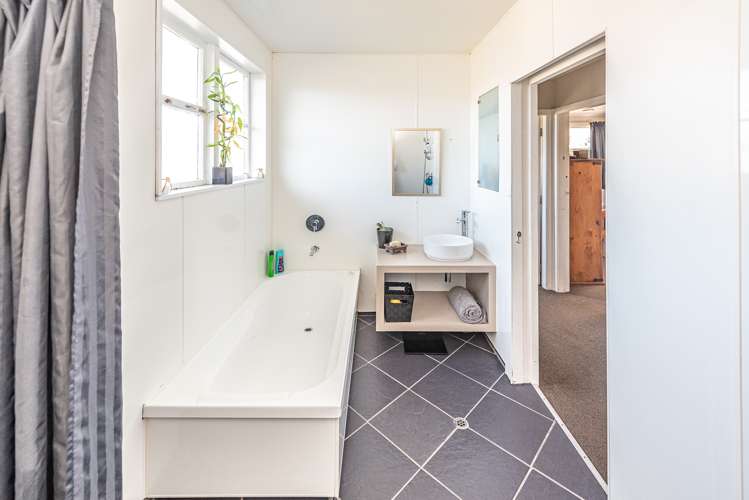 12 Kowhai Street Castlecliff_7