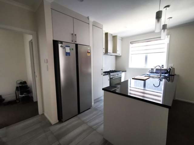 24 Kingdon Street 1093_1