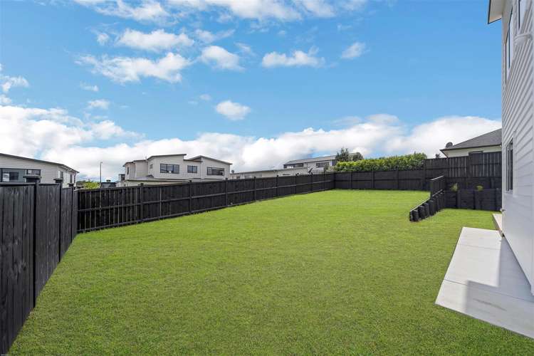 5 Hapukupuku Avenue Beachlands_39