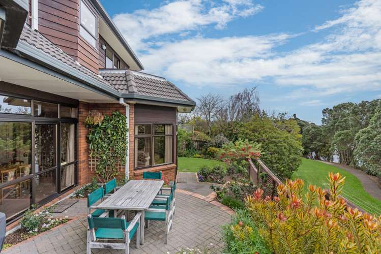 49 Rushgreen Avenue Pahurehure_15