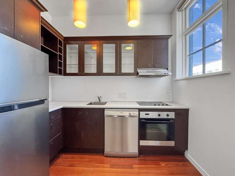 11/30 Hanson Street Mount Cook_2