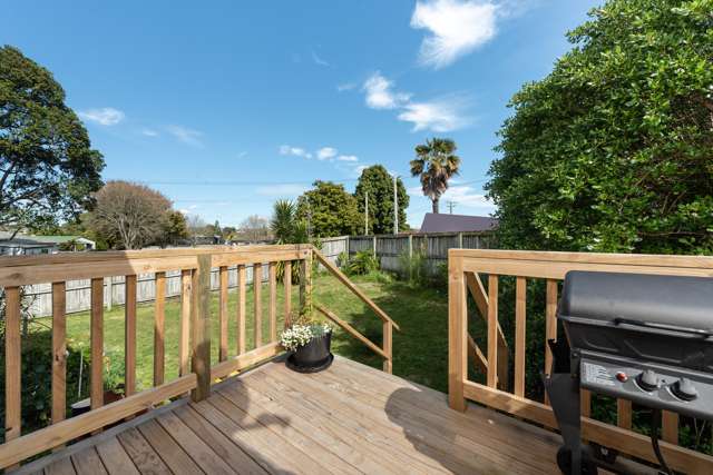 65 Meadowland Street Matua_2