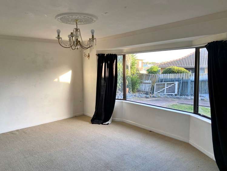 7 Kookaburra Place Botany Downs_6