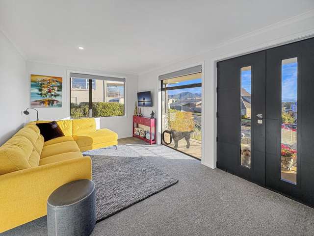 1 Aotea Crescent 10437_3