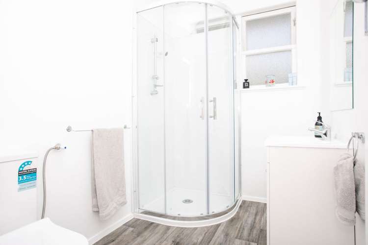 17 Victor Street Dannevirke_15