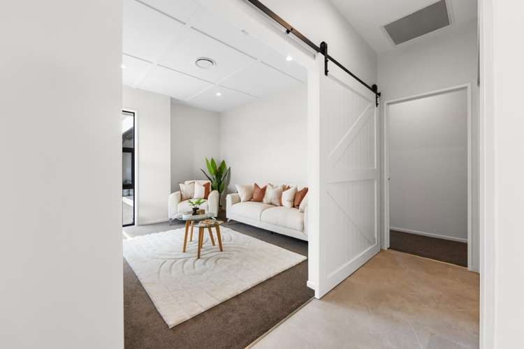 14 Elsie Lange Way_5