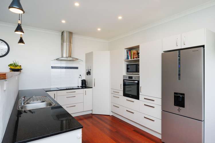 24 Heatherlea Heights Feilding_5