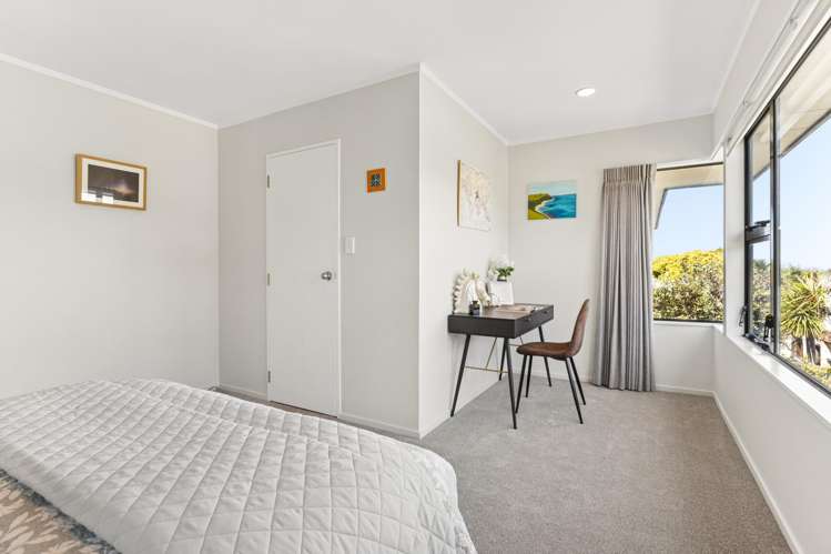 2/81 Donovan Street Blockhouse Bay_11