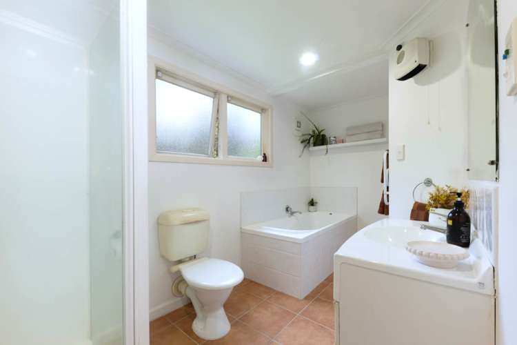 7 Fairmount Road Titirangi_12