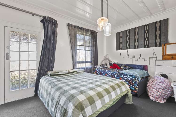 2 Warre Street Waitara_15